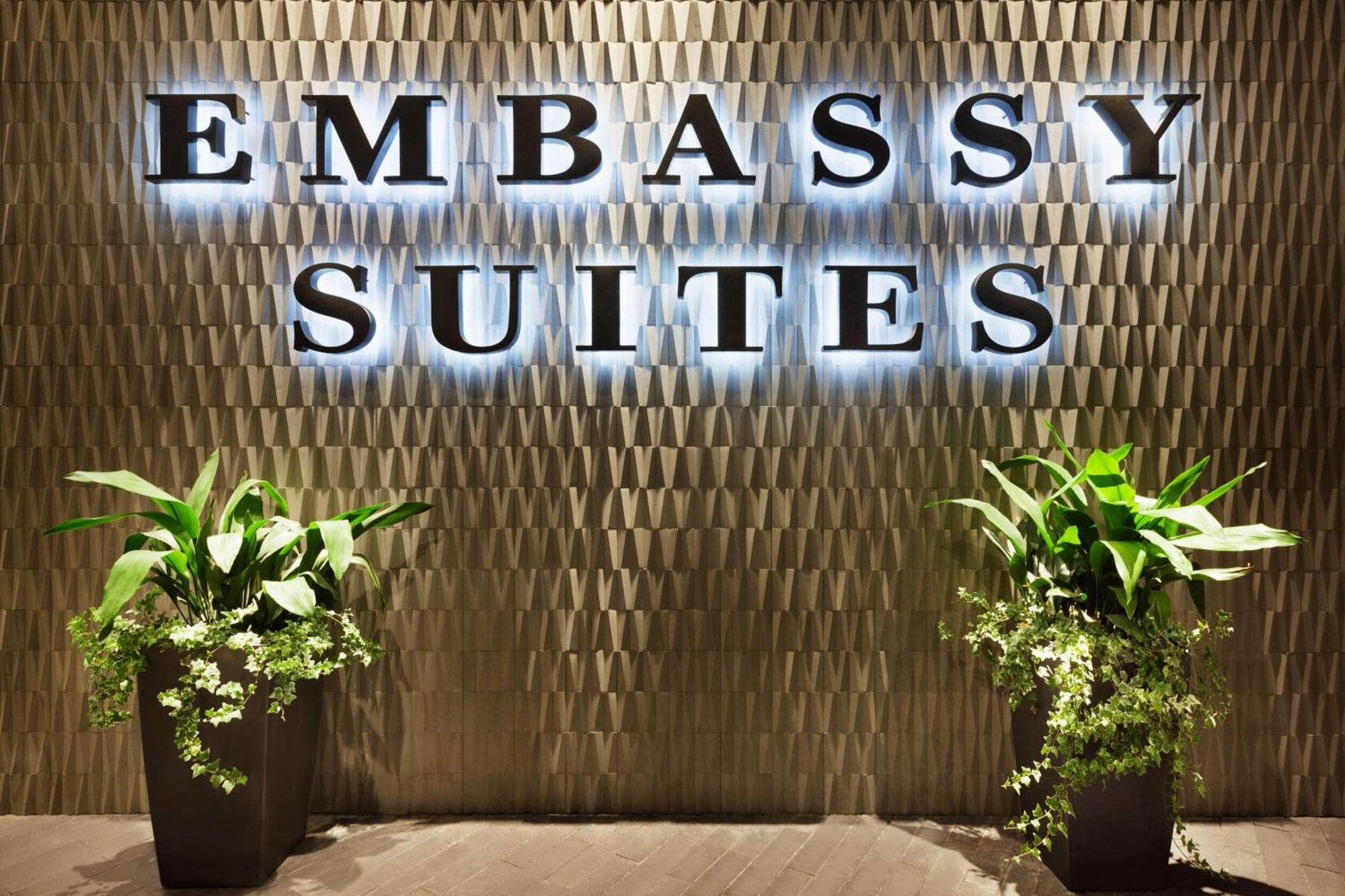 Embassy By Hilton Uptown Hotel