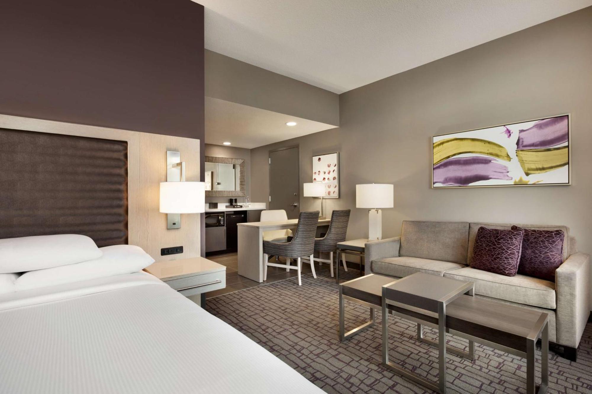 Embassy By Hilton Uptown