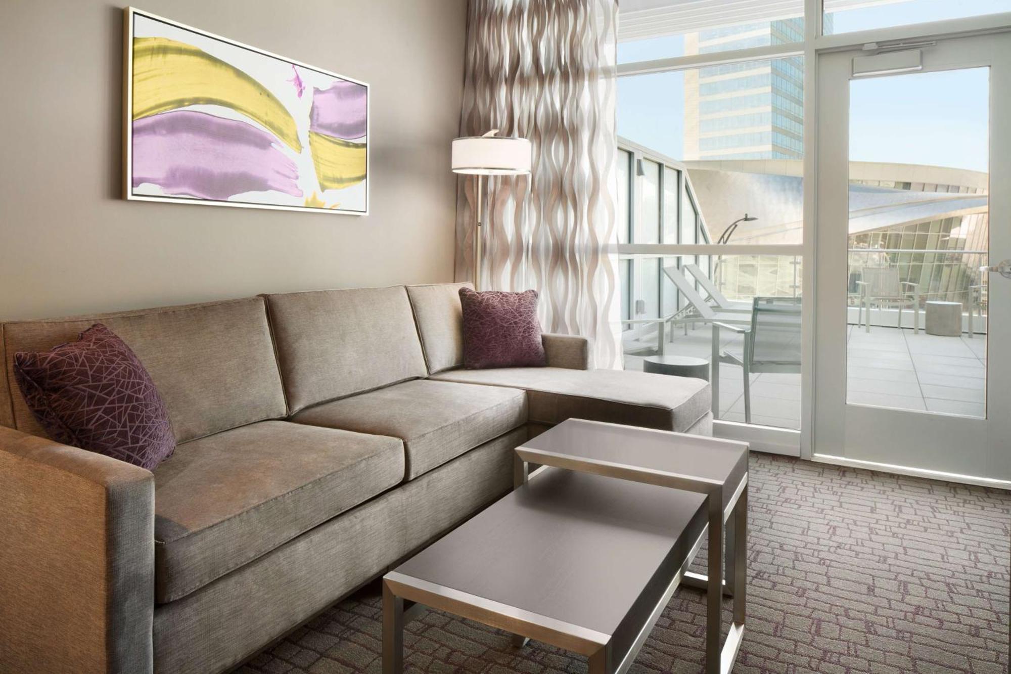 Embassy By Hilton Uptown Hotel 4*