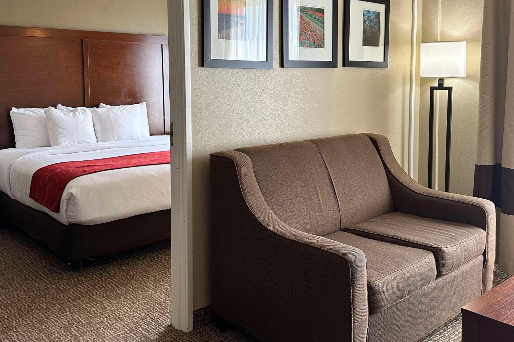 Comfort Airport 3* Charlotte