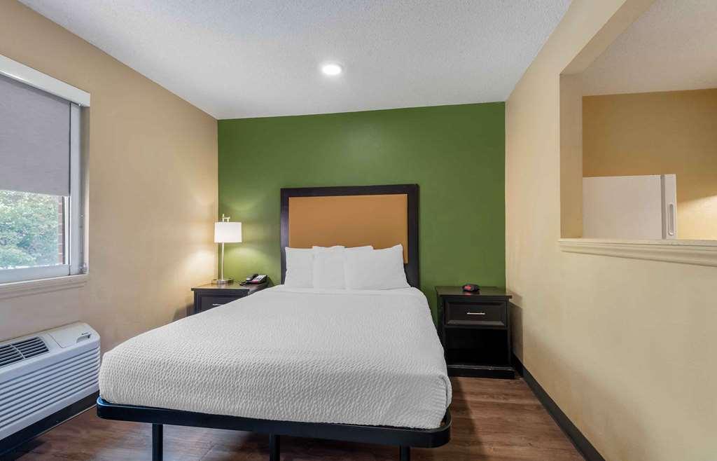 Extended America Select - - Tyvola Rd - Executive Park 2*
