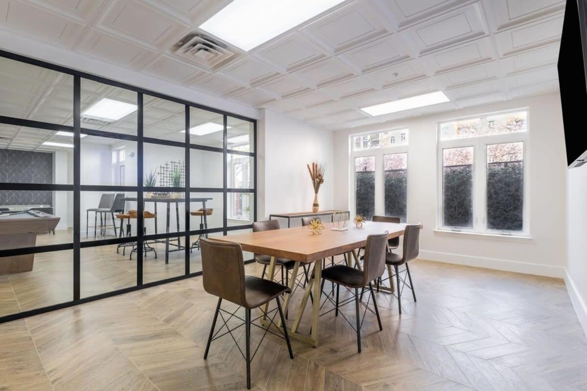 3br Premium Downtown With Office & Gym