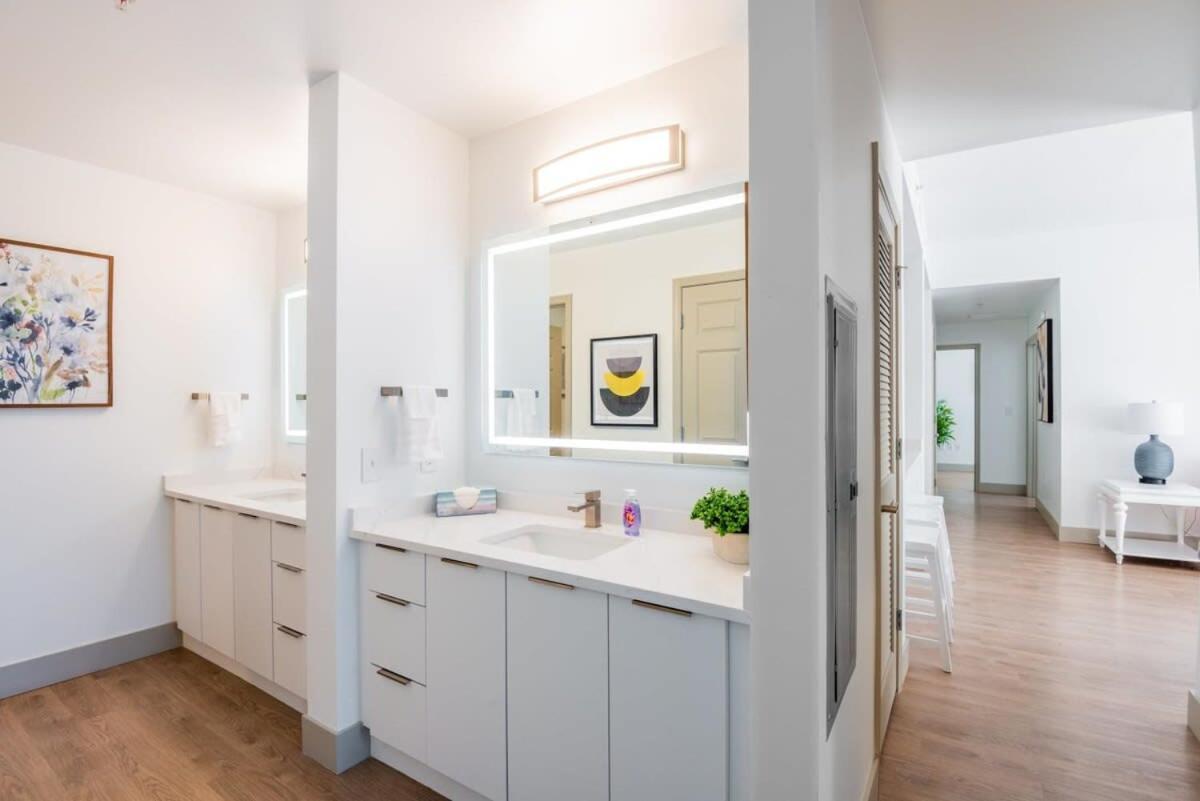 Apartment 3br Premium Downtown With Office & Gym Charlotte