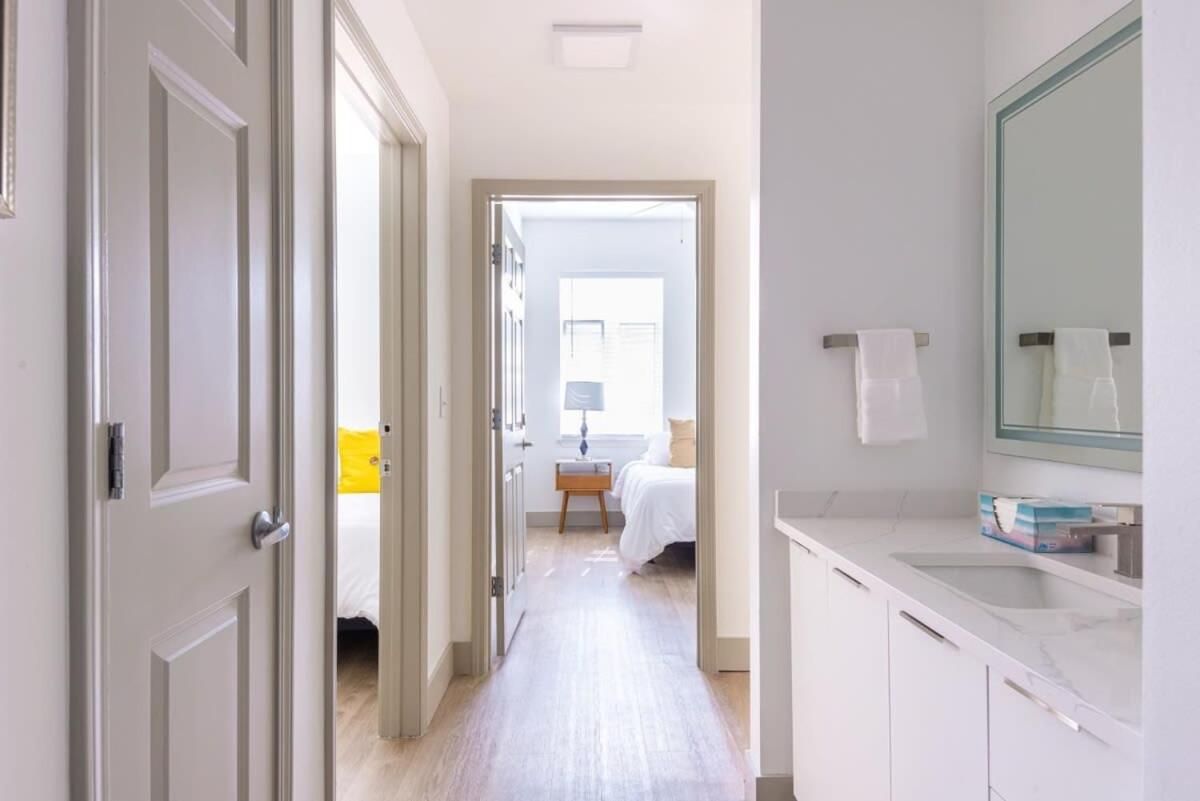 Apartment 3br Premium Downtown With Office & Gym