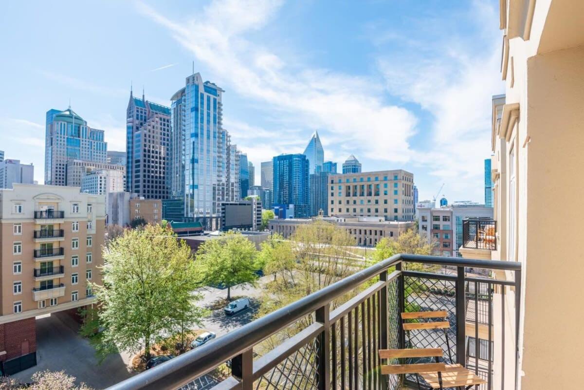Apartment 3br Premium Downtown With Office & Gym Charlotte