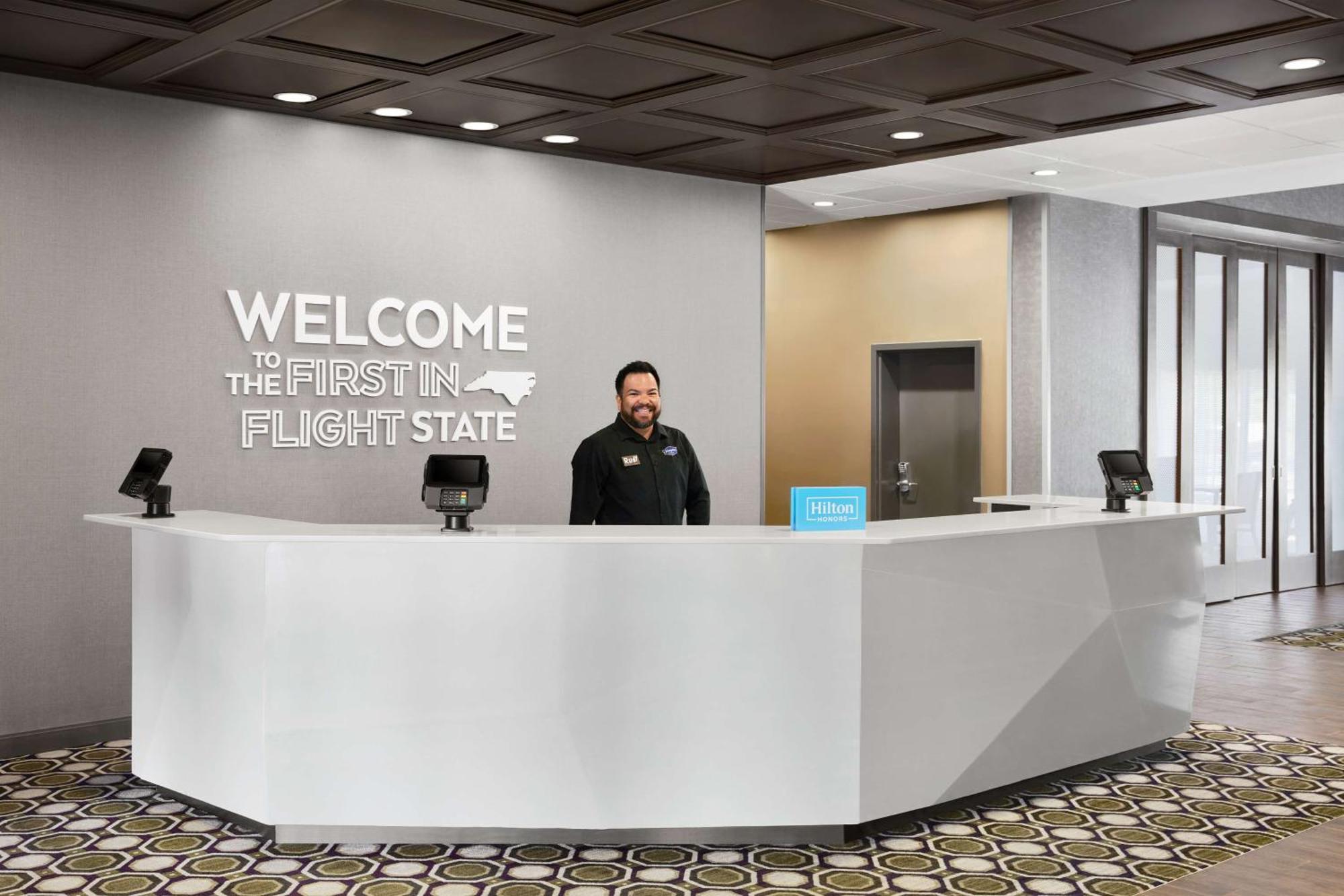 Hampton & Steele Creek Road, Nc Hotel 3*