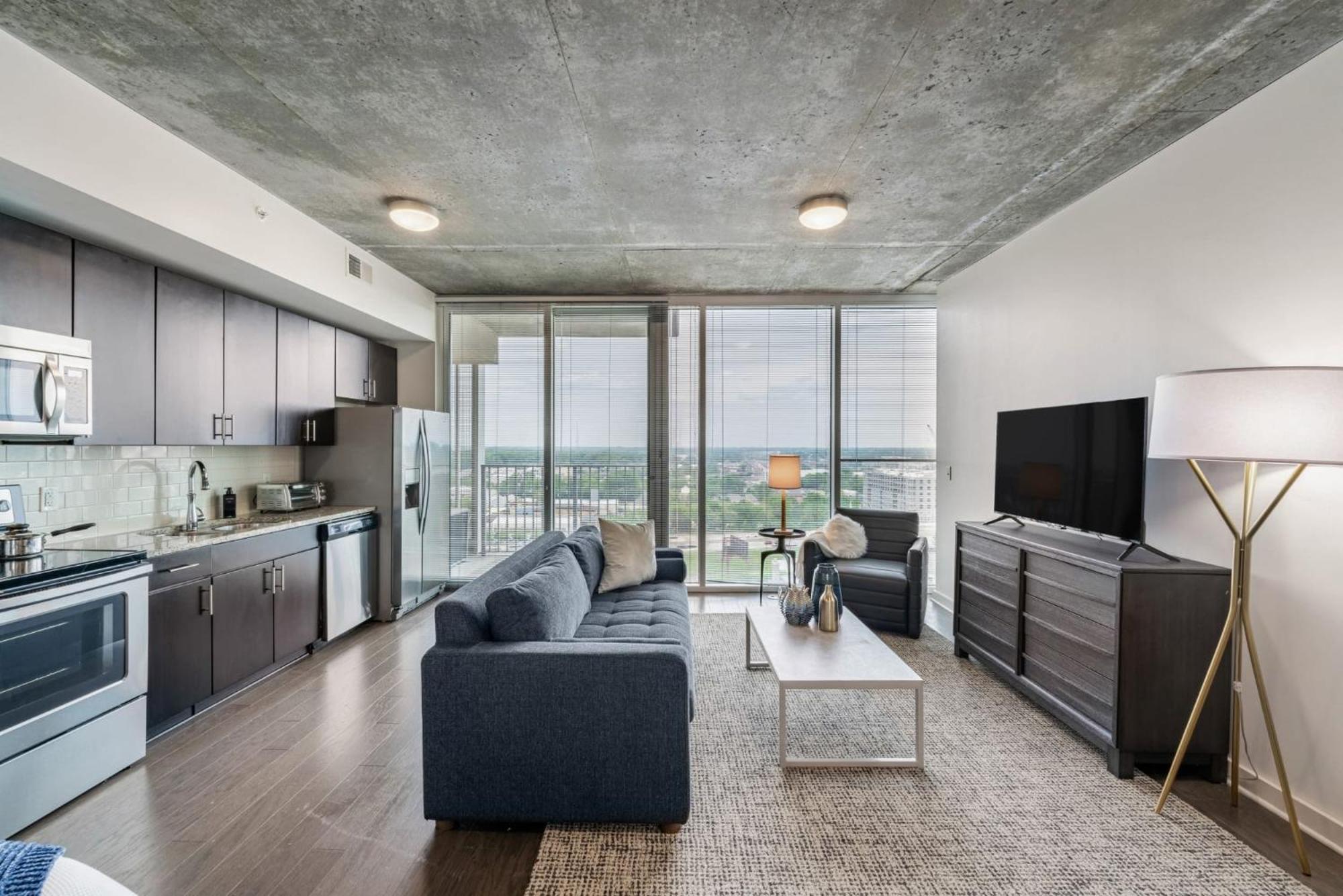 Luxurious Uptown Apartments In Charlotte North Carolina * Charlotte