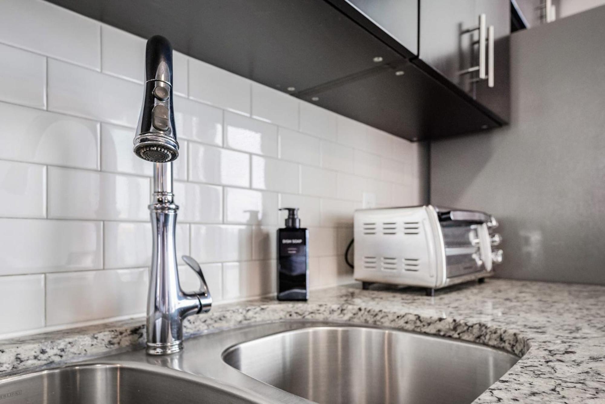 Luxurious Uptown Apartments In Charlotte North Carolina * Charlotte