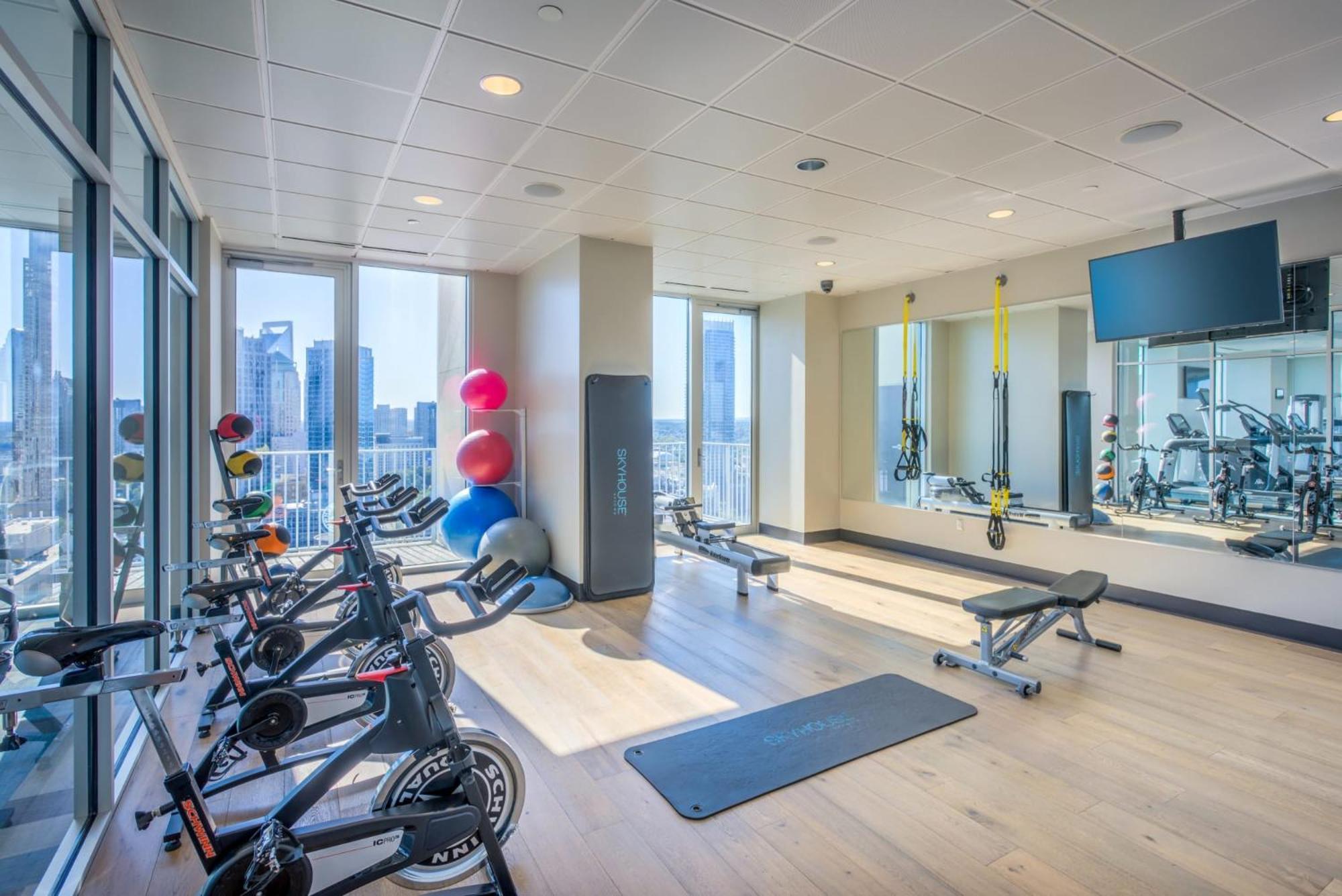 Luxurious Uptown Apartments In Charlotte North Carolina Apartment