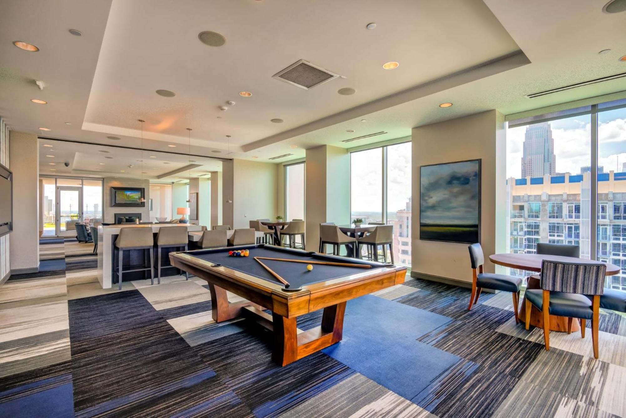 Luxurious Uptown Apartments In Charlotte North Carolina Charlotte