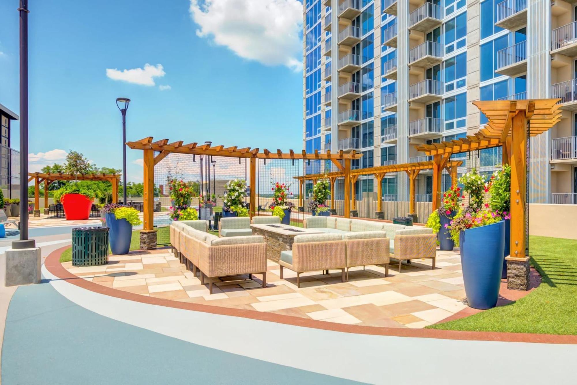 Luxurious Uptown Apartments In Charlotte North Carolina