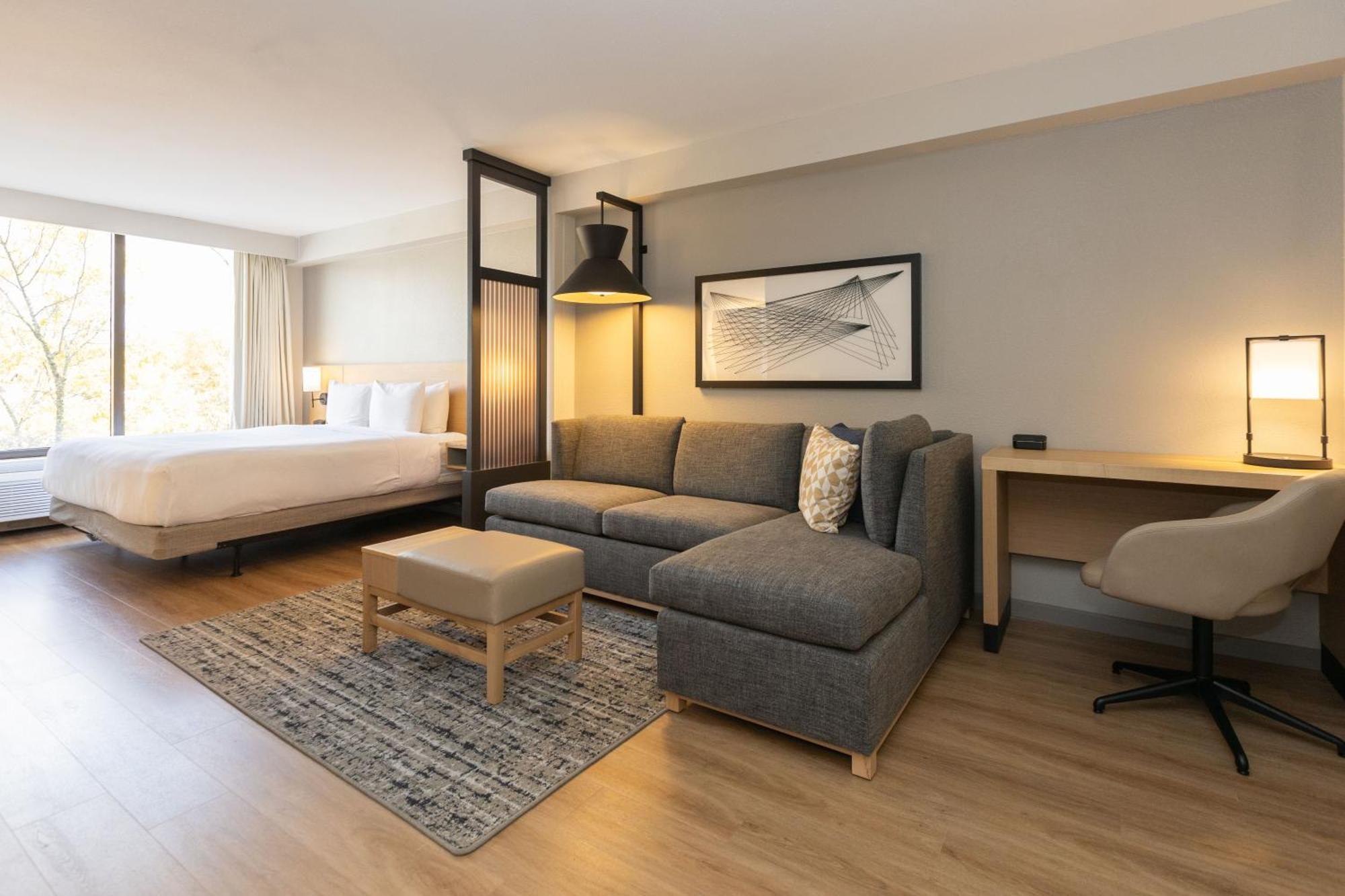 Hyatt Place Arrowood Charlotte
