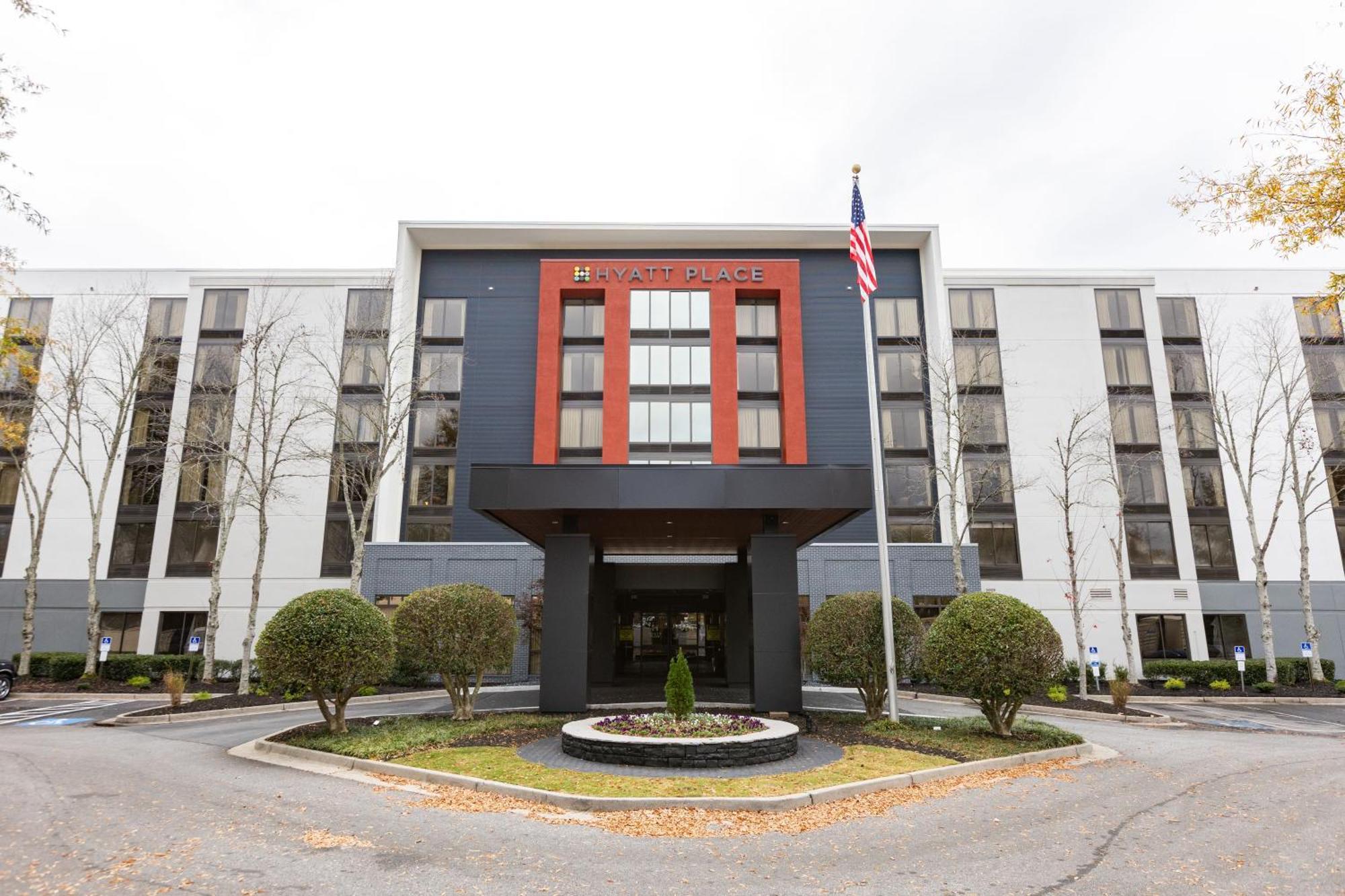 Hyatt Place Arrowood Hotel Charlotte