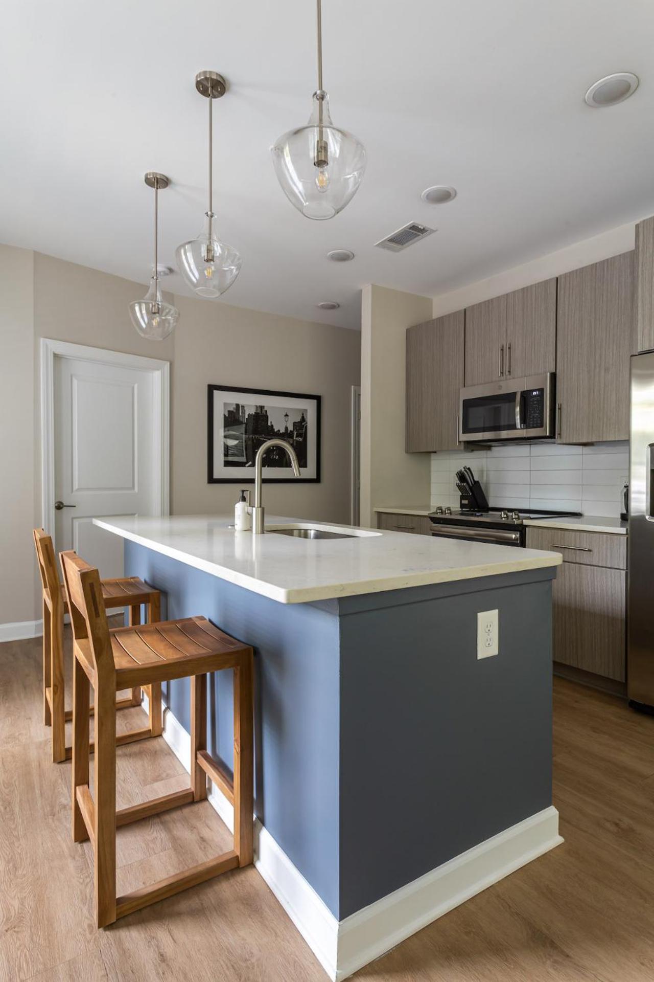 Kasa Freemorewest Charlotte