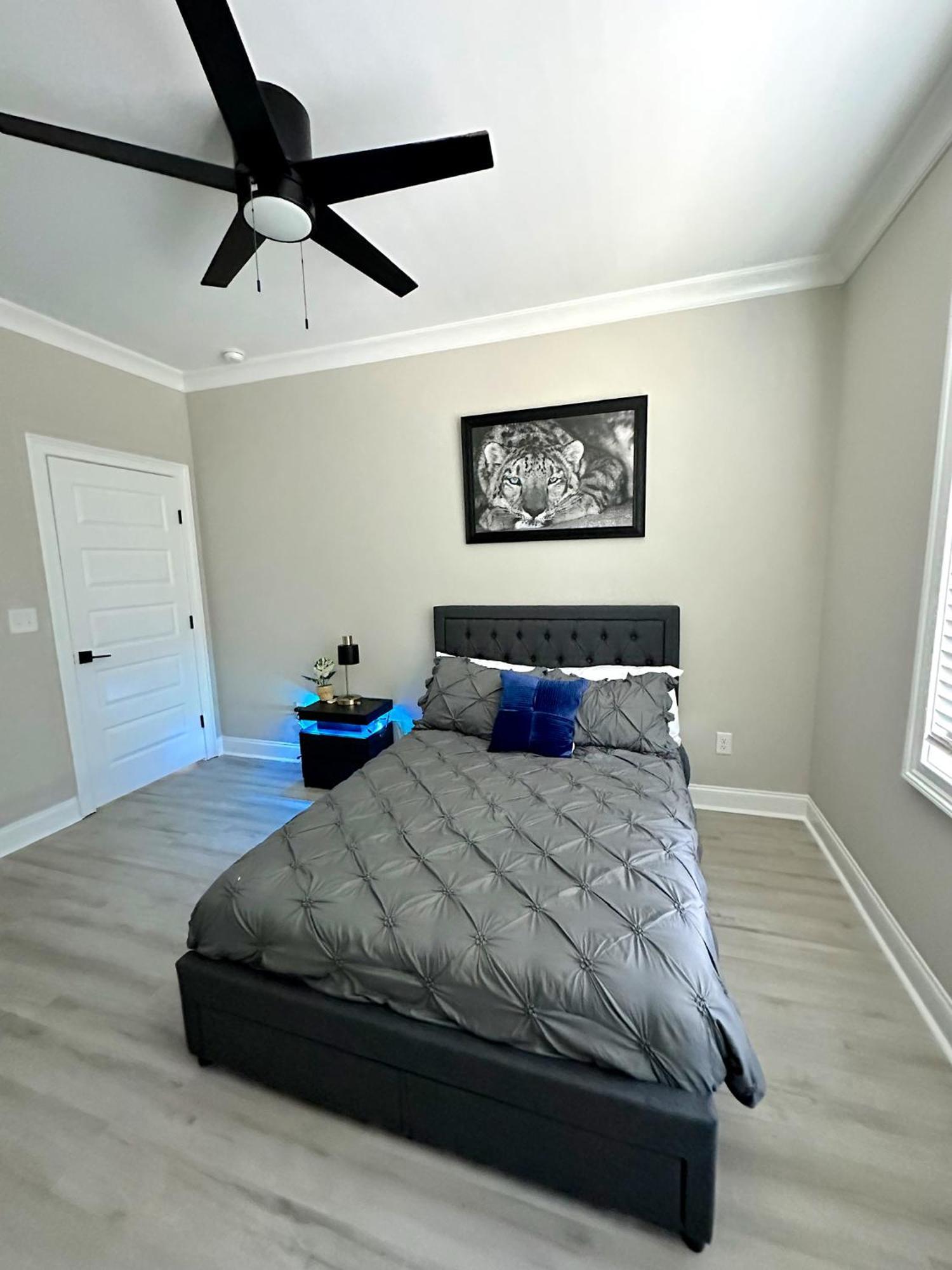 New Charming 3bd Townhome With Wifi - 9 Min To Uptown * Charlotte