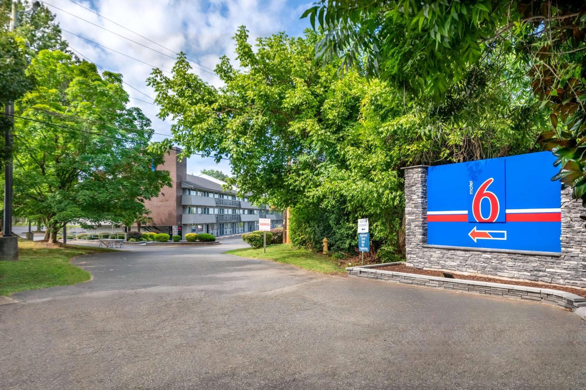 6-charlotte, Nc - Coliseum Hotel