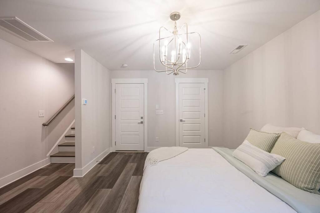 The Sente, New Home, Two Miles To Downtown *