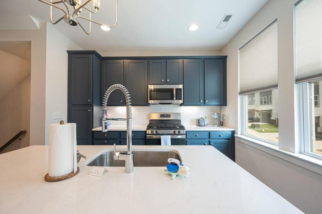 The Sente, New Home, Two Miles To Downtown