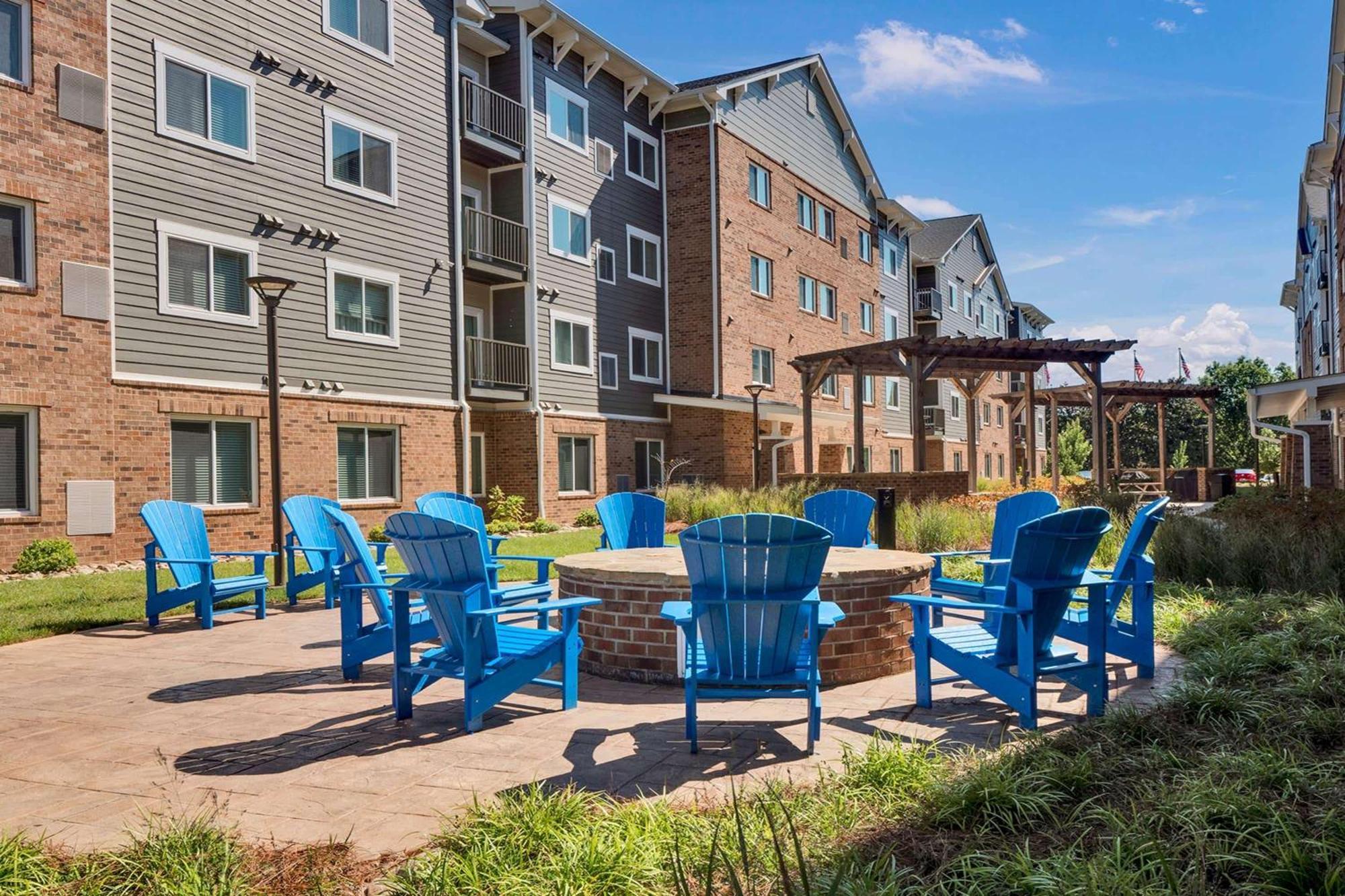 Hotel Waterwalk Extended By Wyndham - Arrowood Charlotte