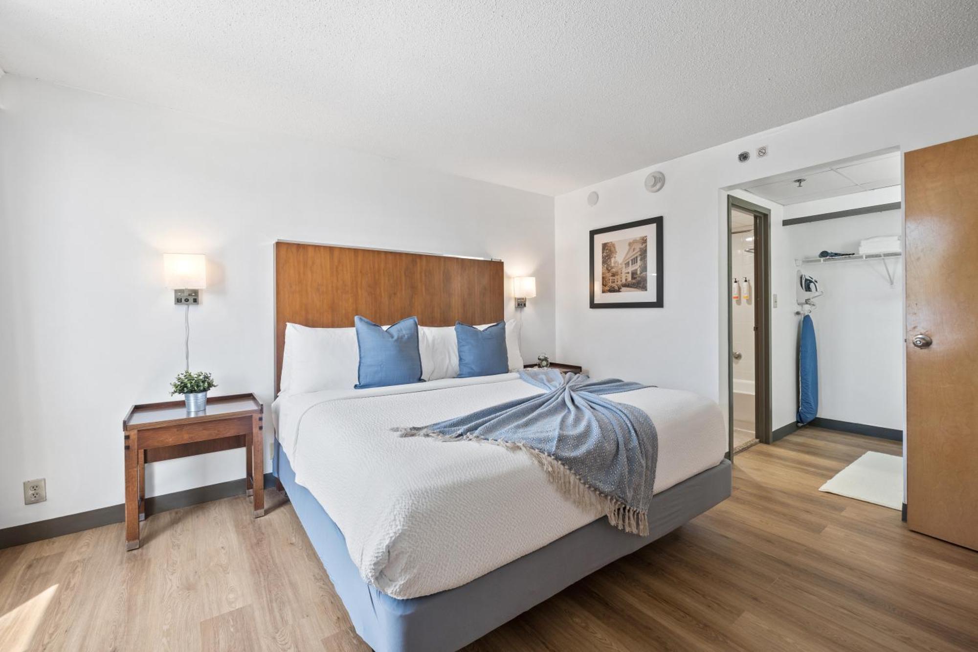 315 Loso Airport Aparthotel