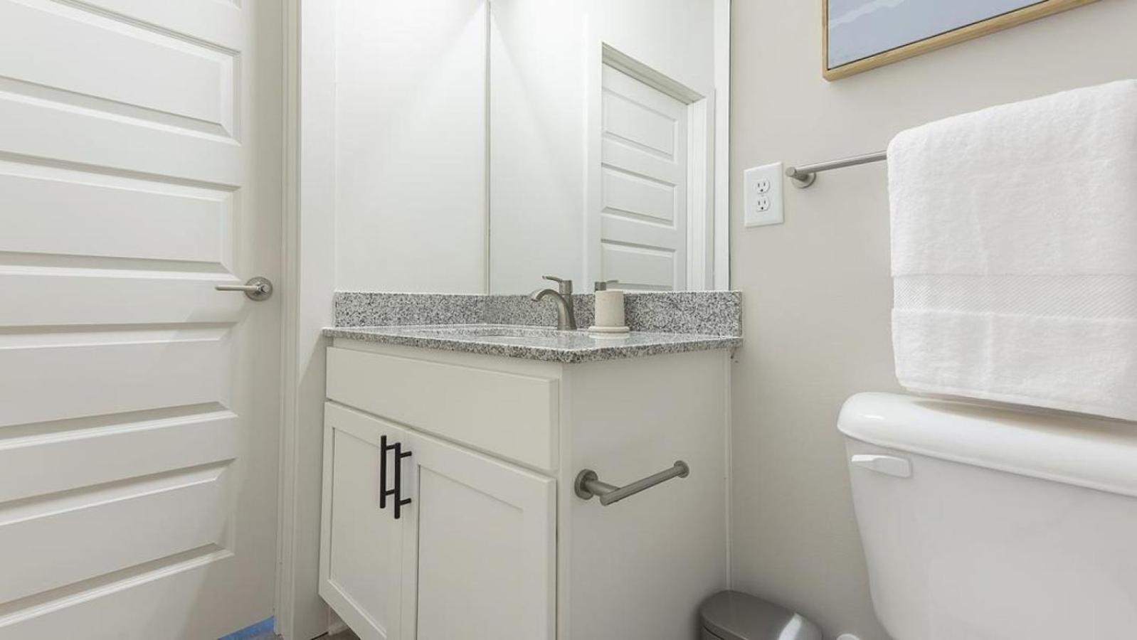 Landing At The Henry - 2 Bedrooms In Northwest Charlotte