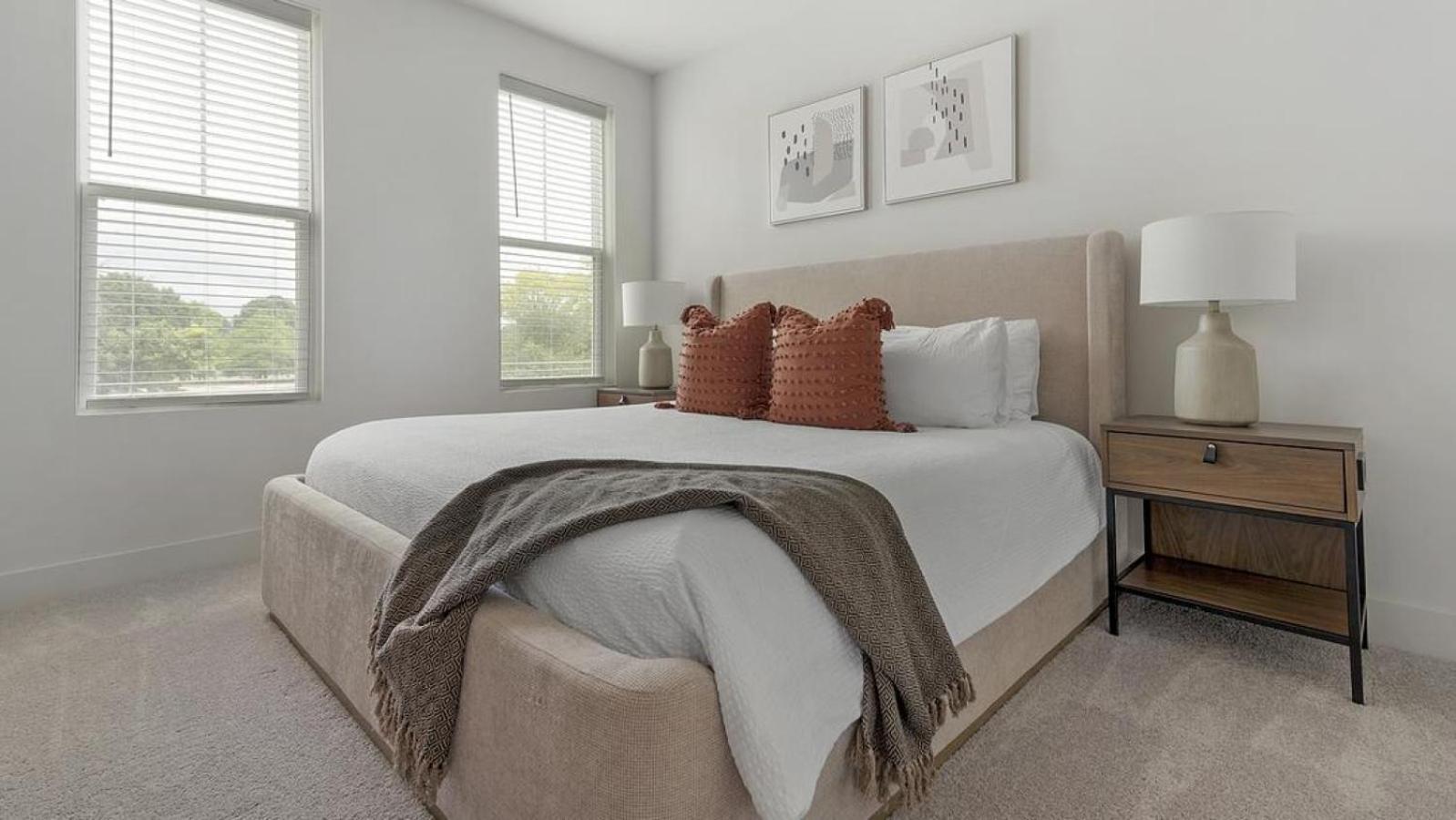 Landing At The Henry - 2 Bedrooms In Northwest * Charlotte