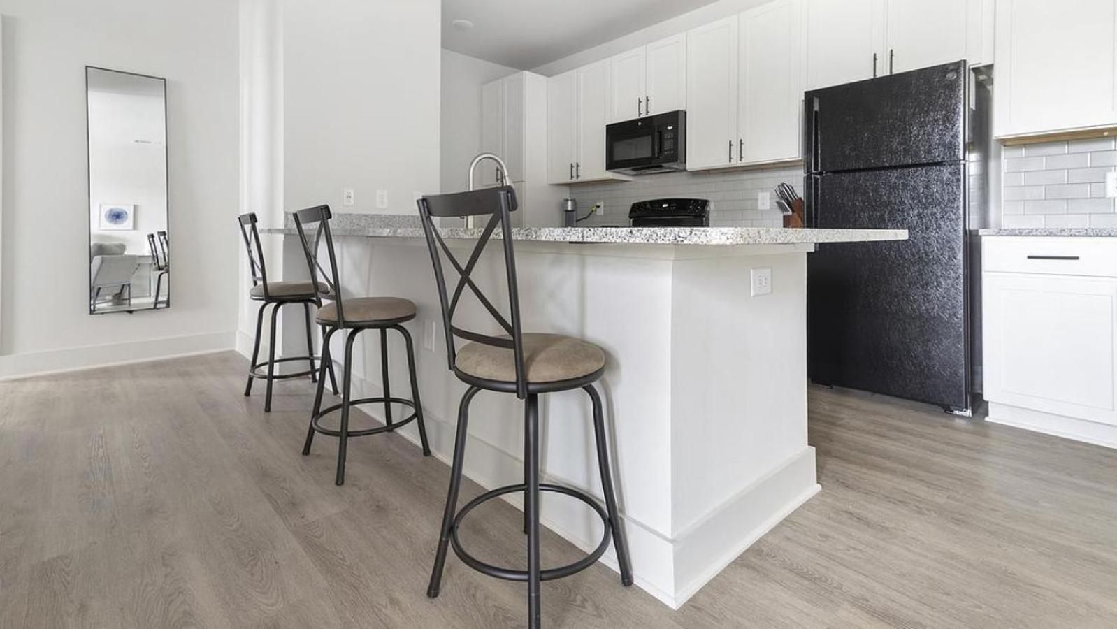Apartment Landing At The Henry - 2 Bedrooms In Northwest *