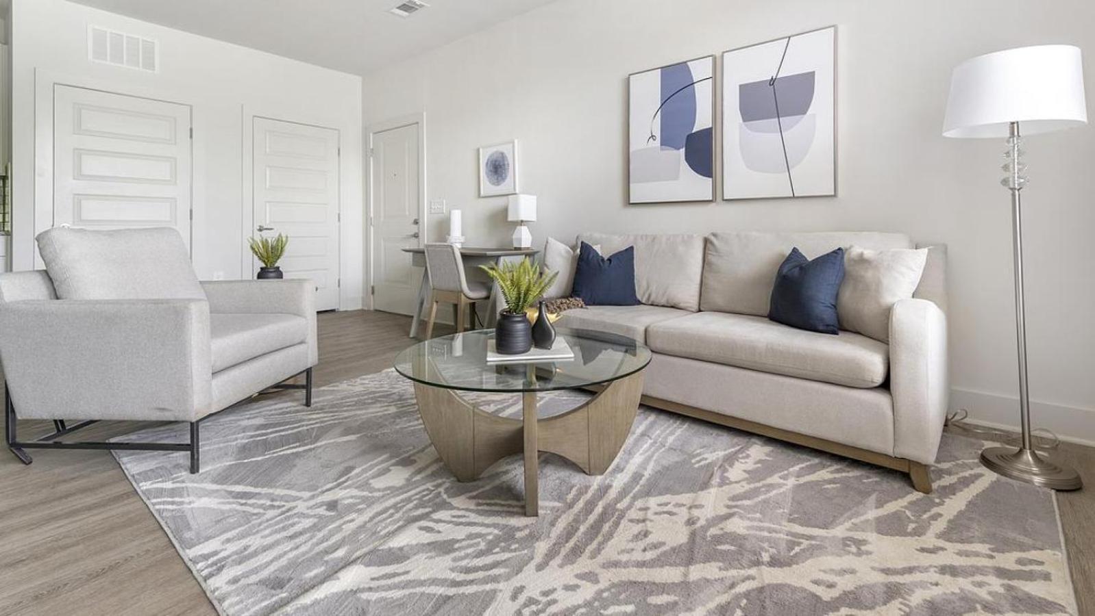 Landing At The Henry - 2 Bedrooms In Northwest Charlotte
