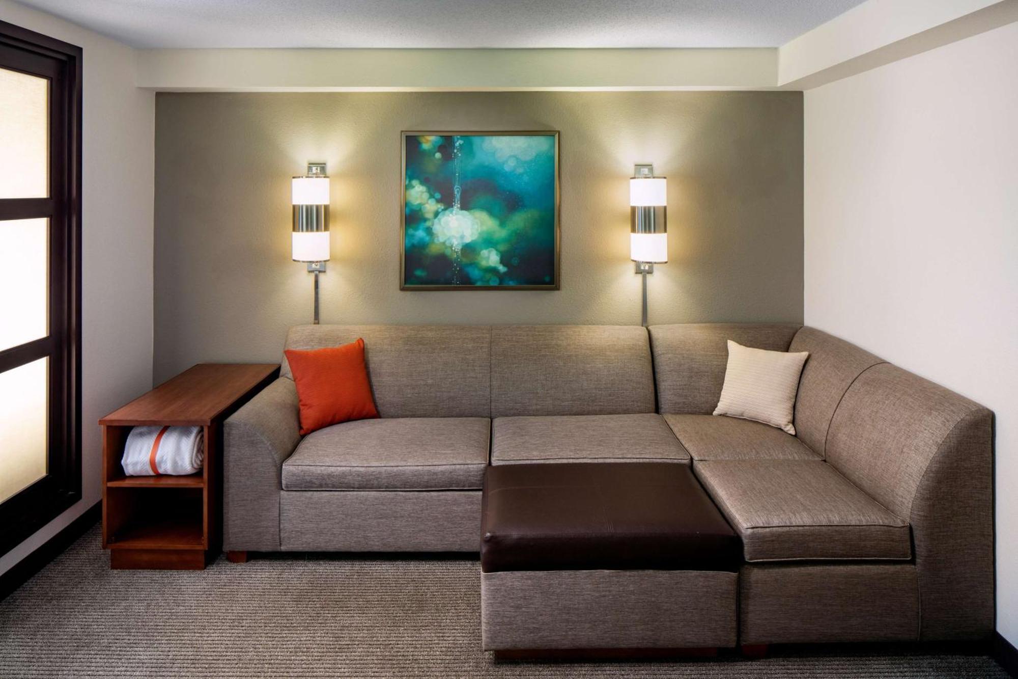 Hotel Hyatt Place Arrowood 3*