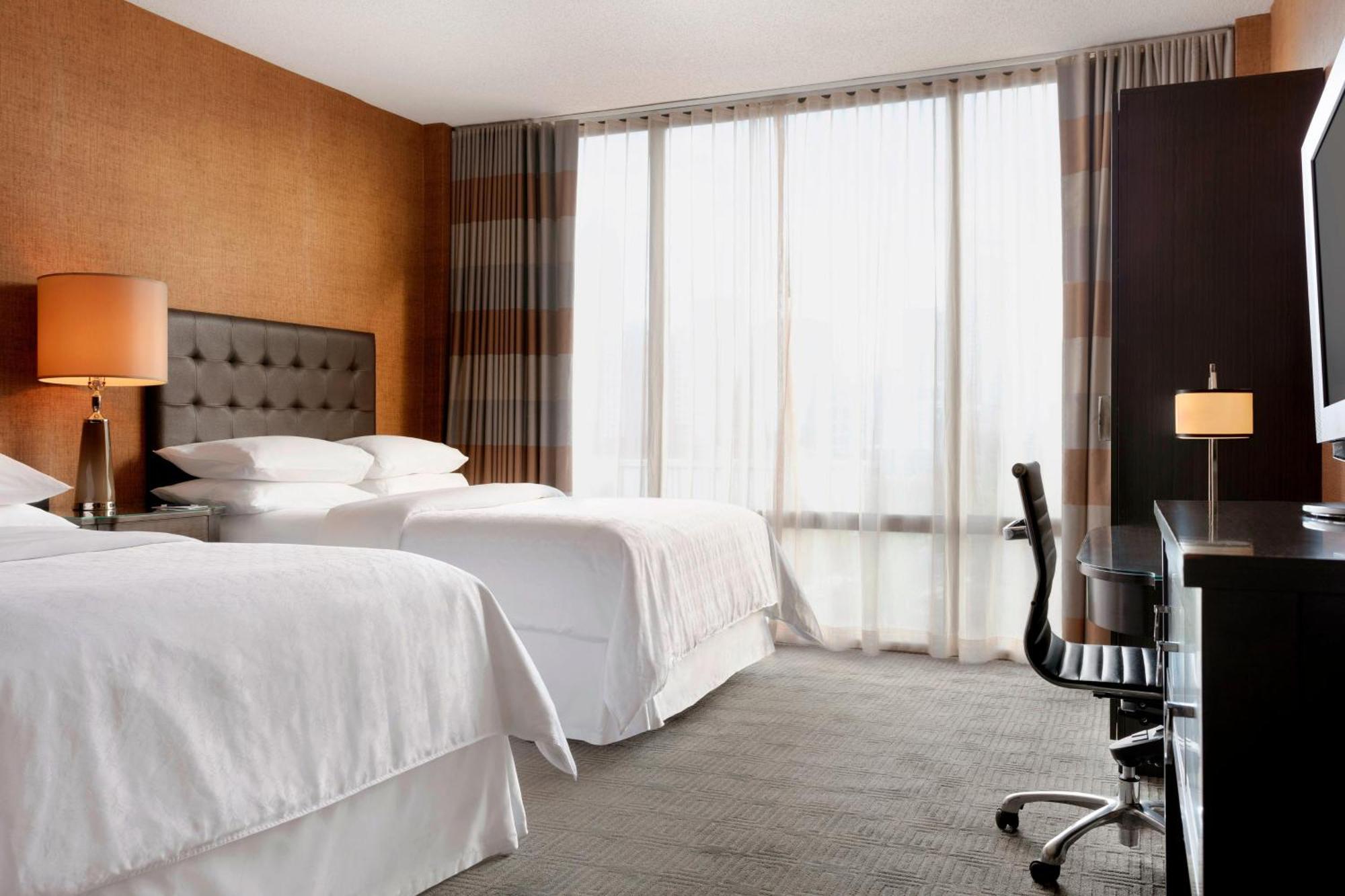 Sheraton Hotel 4*