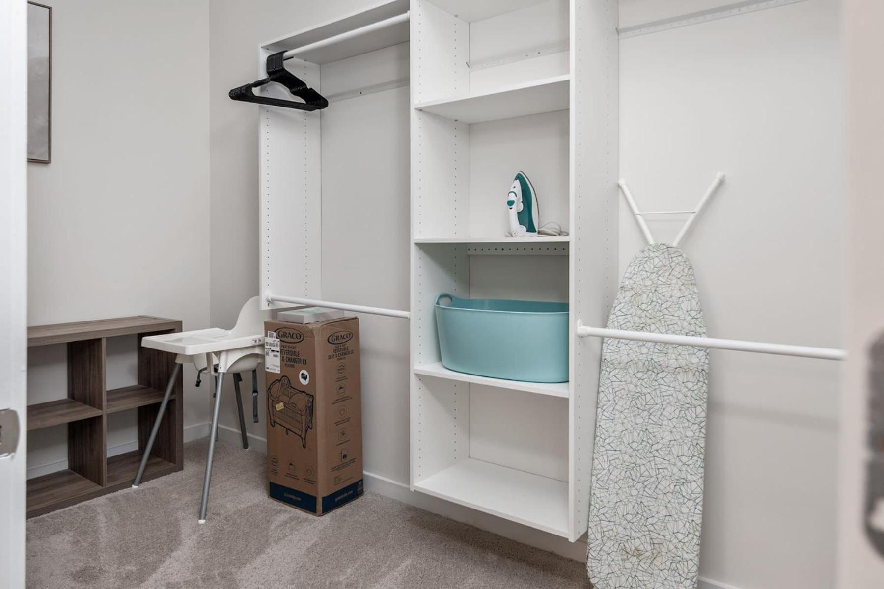 Apartment Spacious 2bd With Private Balcony And Free Parking 2 *