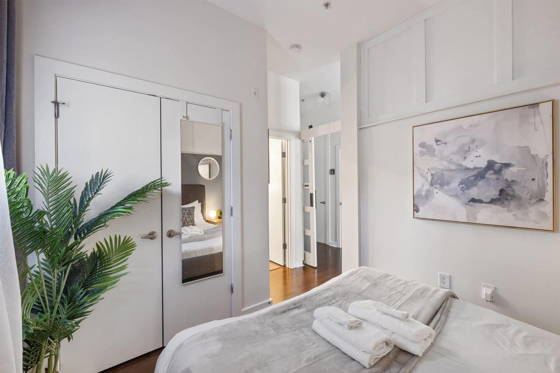 Apartment Spacious 2bd With Private Balcony And Free Parking 2