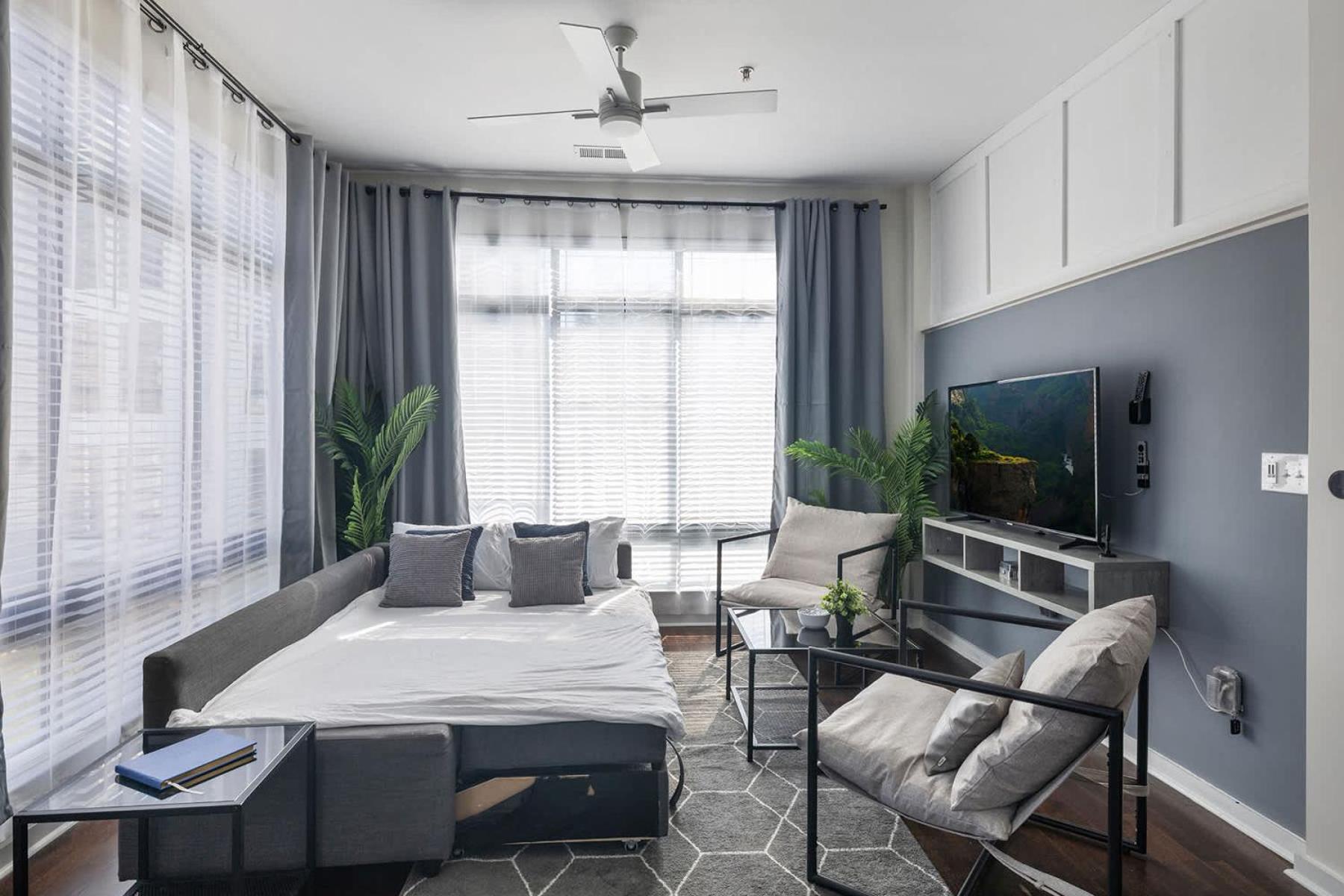 Spacious 2bd With Private Balcony And Free Parking 2 Charlotte