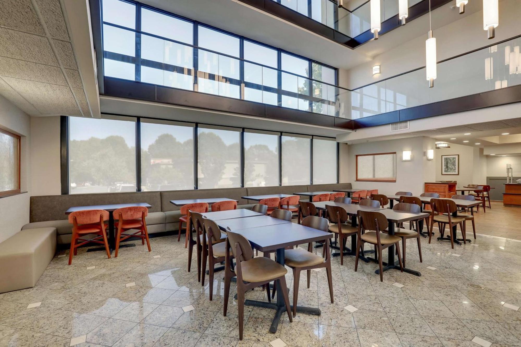 Drury & Place Hotel