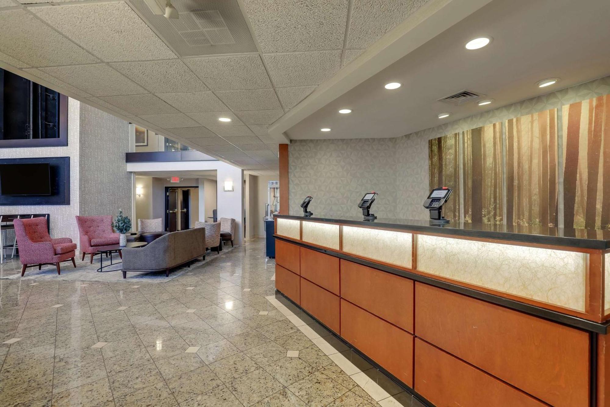 Hotel Drury & Place Charlotte