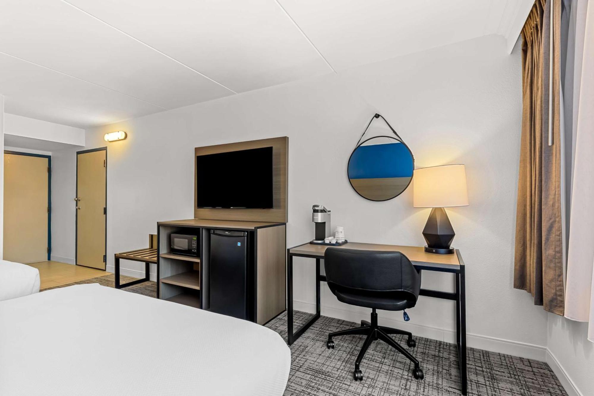 Hotel Western Lower South End Charlotte