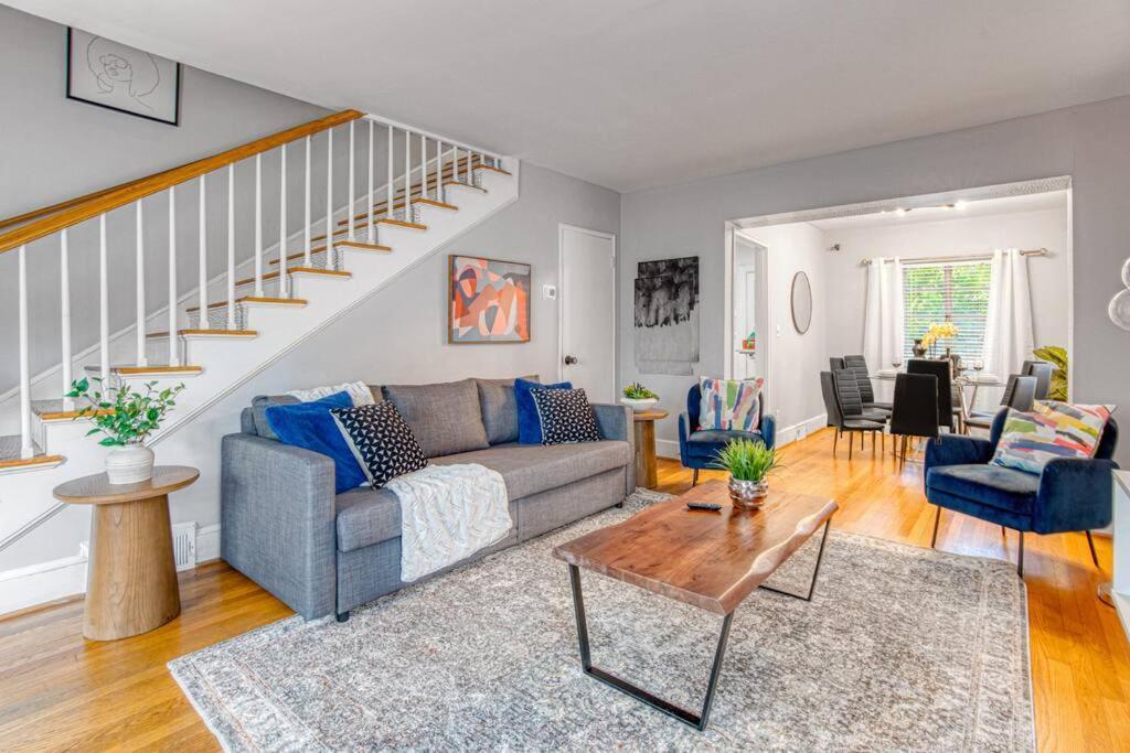 Cozy & Charming Home, Minutes To Everything! * Charlotte