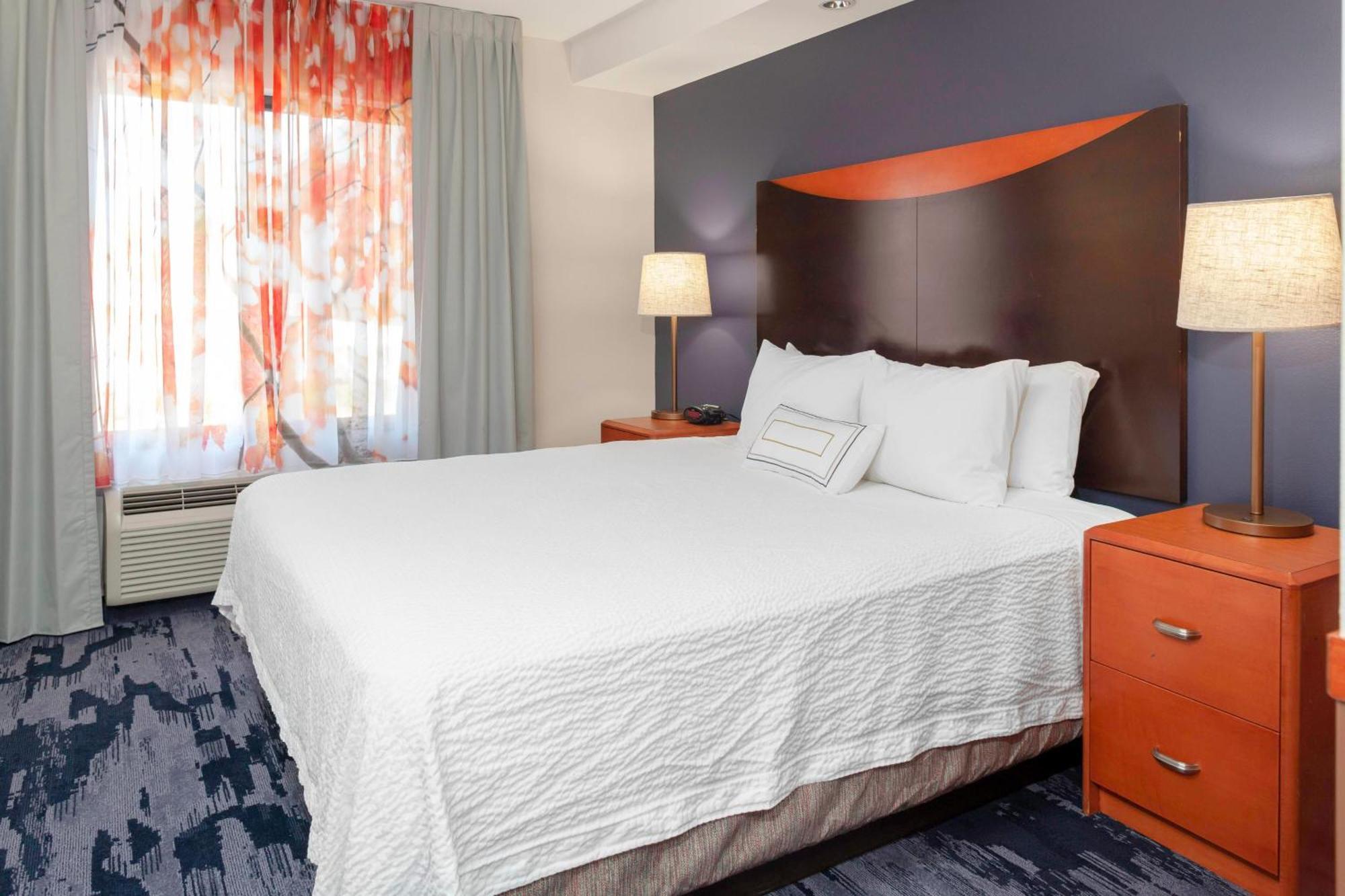 Fairfield & By Marriott Matthews Charlotte