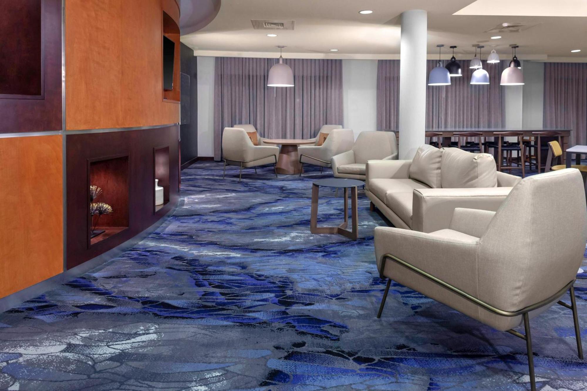 Fairfield & By Marriott Matthews Hotel Charlotte