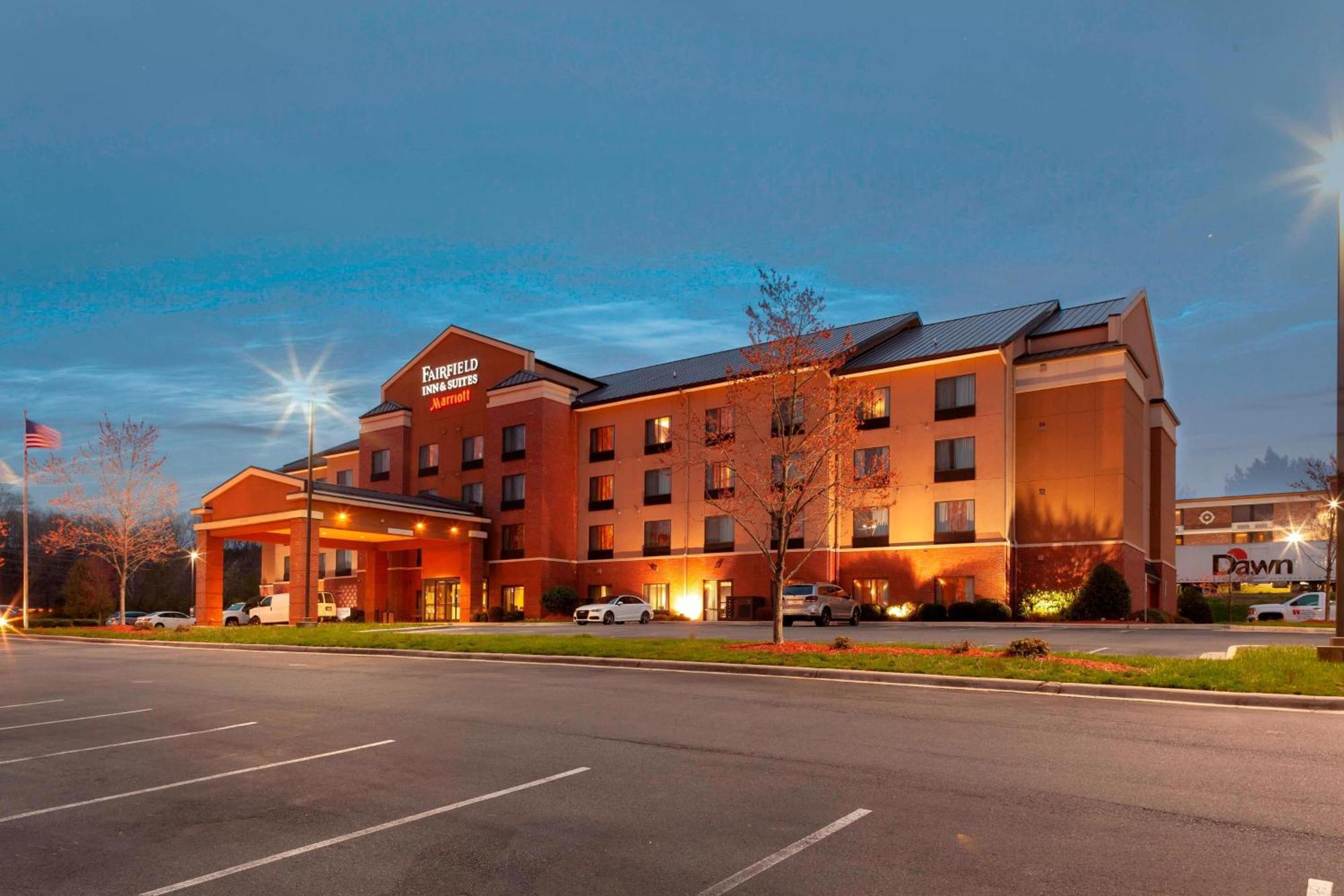 Hotel Fairfield & By Marriott Matthews