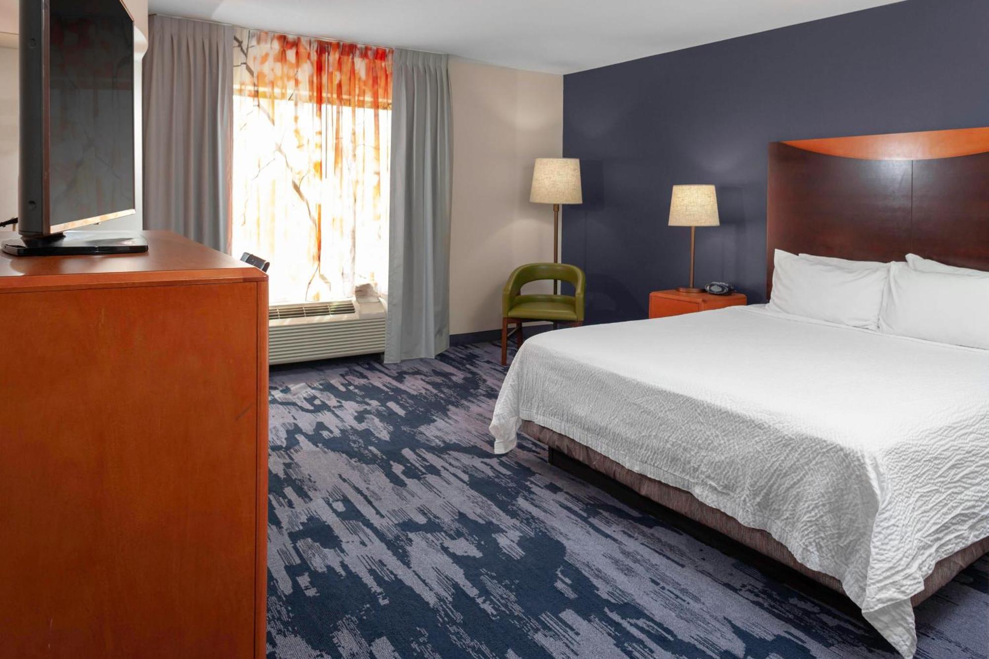 Fairfield & By Marriott Matthews Hotel Charlotte