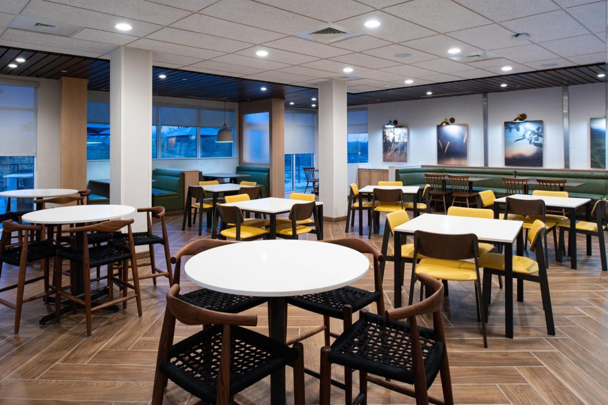 Fairfield & By Marriott Research Park Hotel 3*