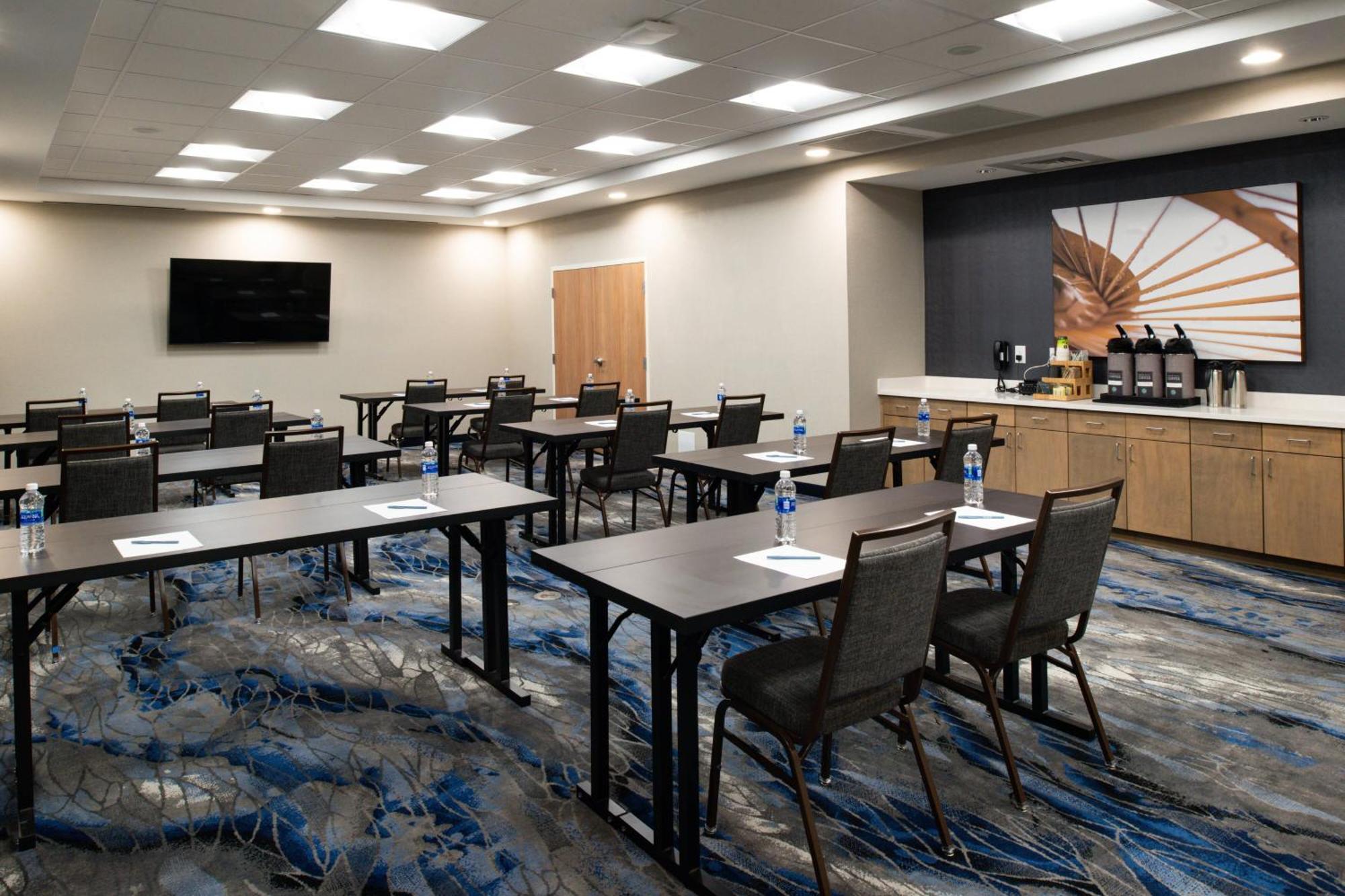 Fairfield & By Marriott Research Park Hotel Charlotte