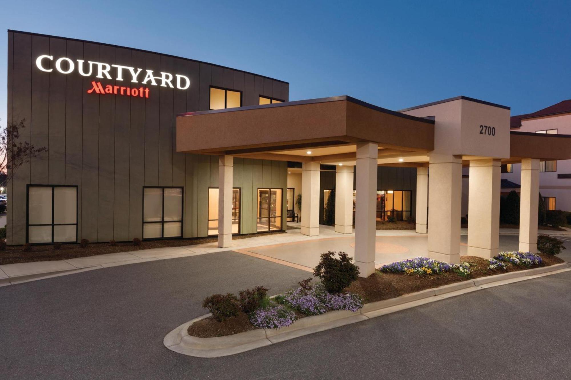 Hotel Courtyard Airport North Charlotte
