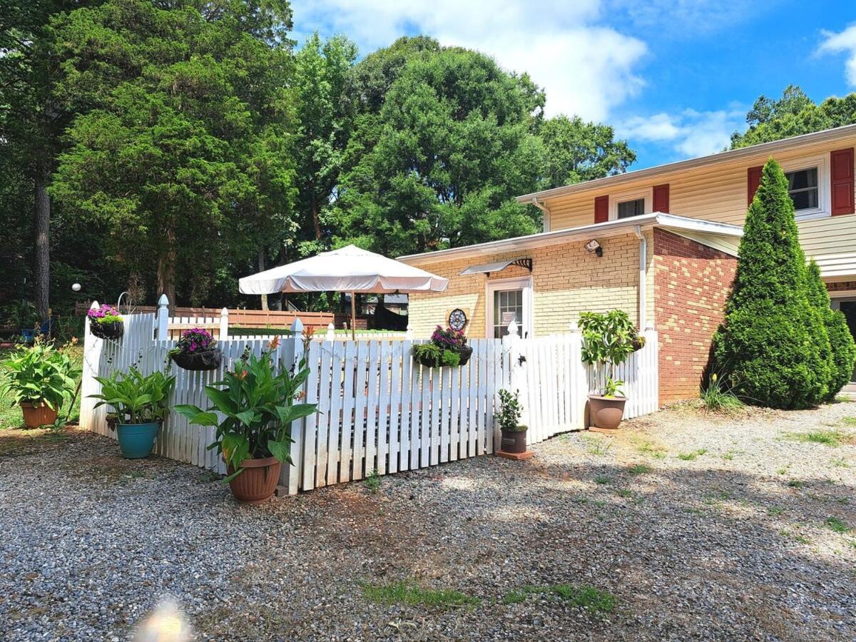 Quiet Retreat For Business Or Family Trip Apartment