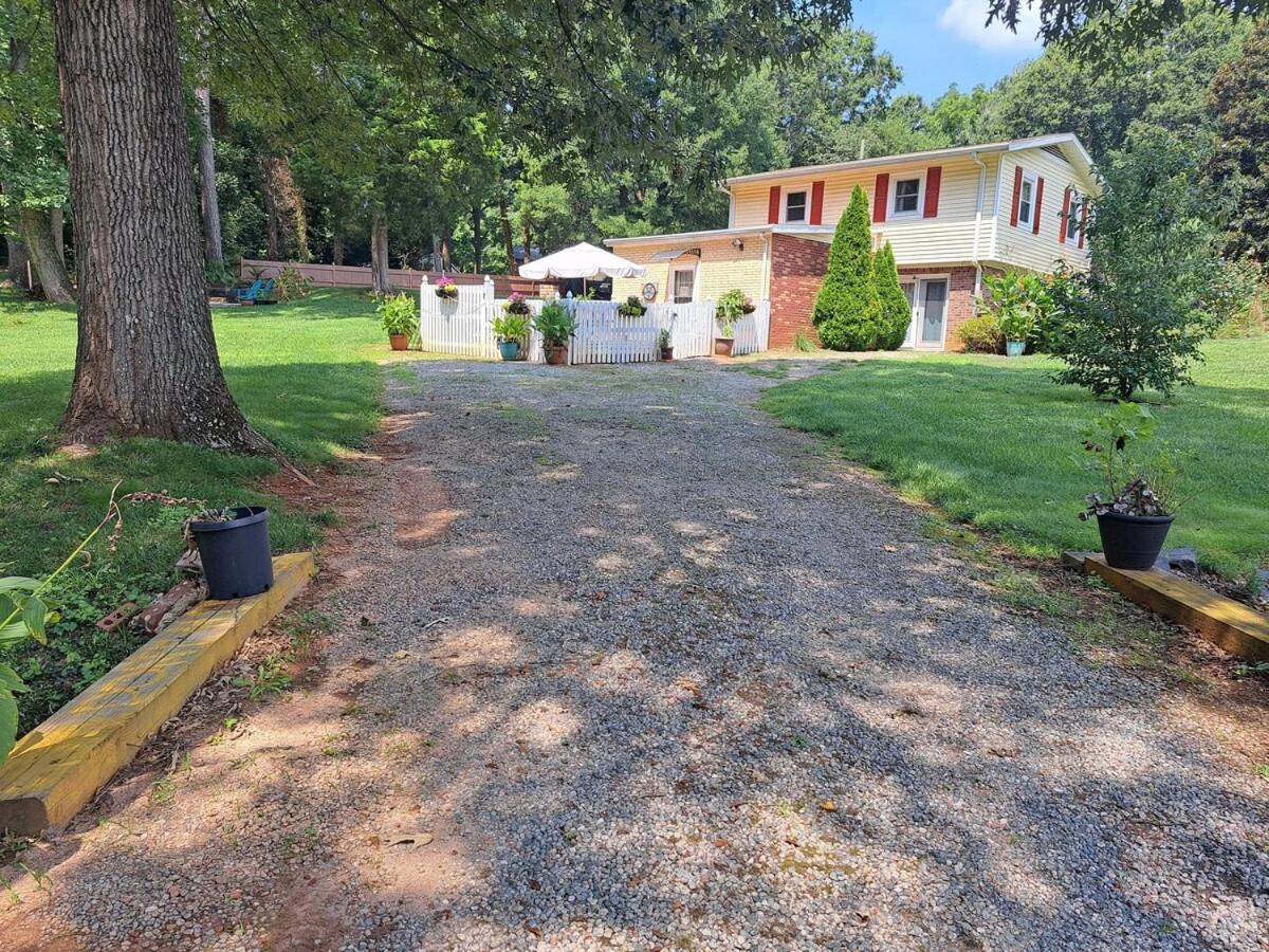 Quiet Retreat For Business Or Family Trip *