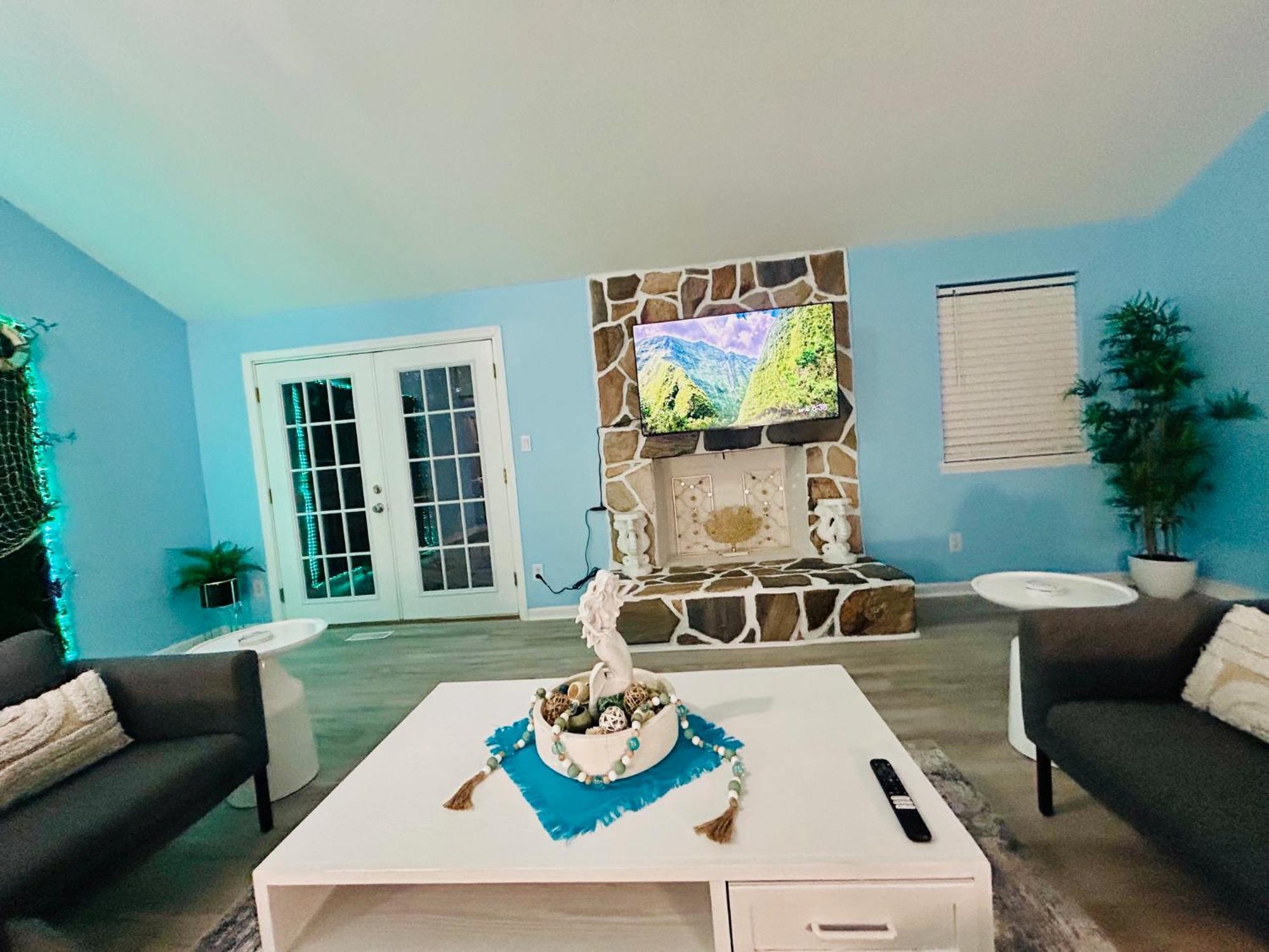 Coastal Retreat Near Pineville And Clt Holiday home *