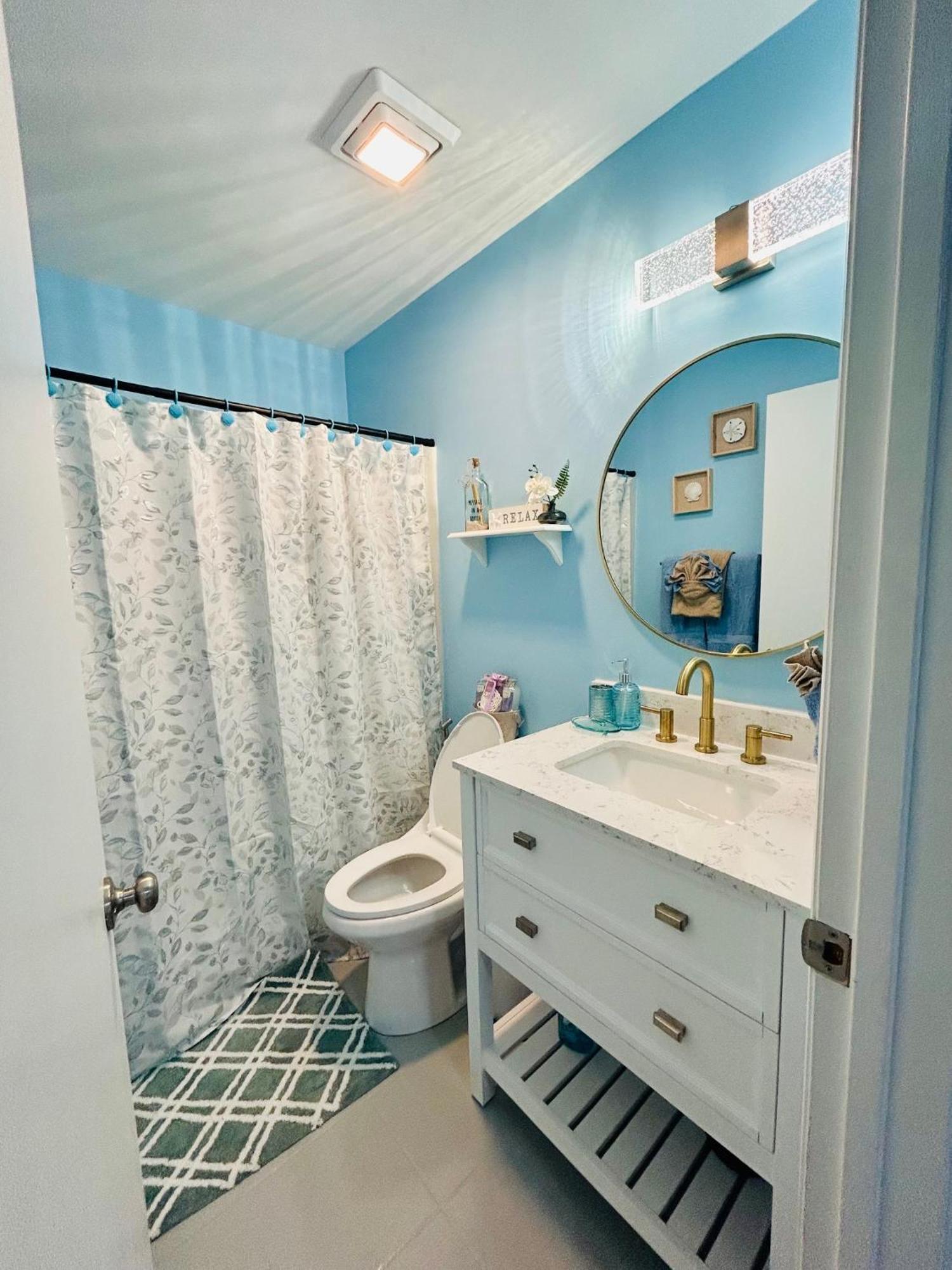 Coastal Retreat Near Pineville And Clt *