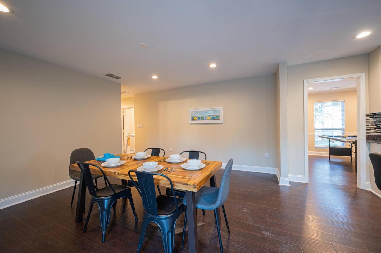 Comfy 3 Bed House,backyard,wifi-spacy * Charlotte