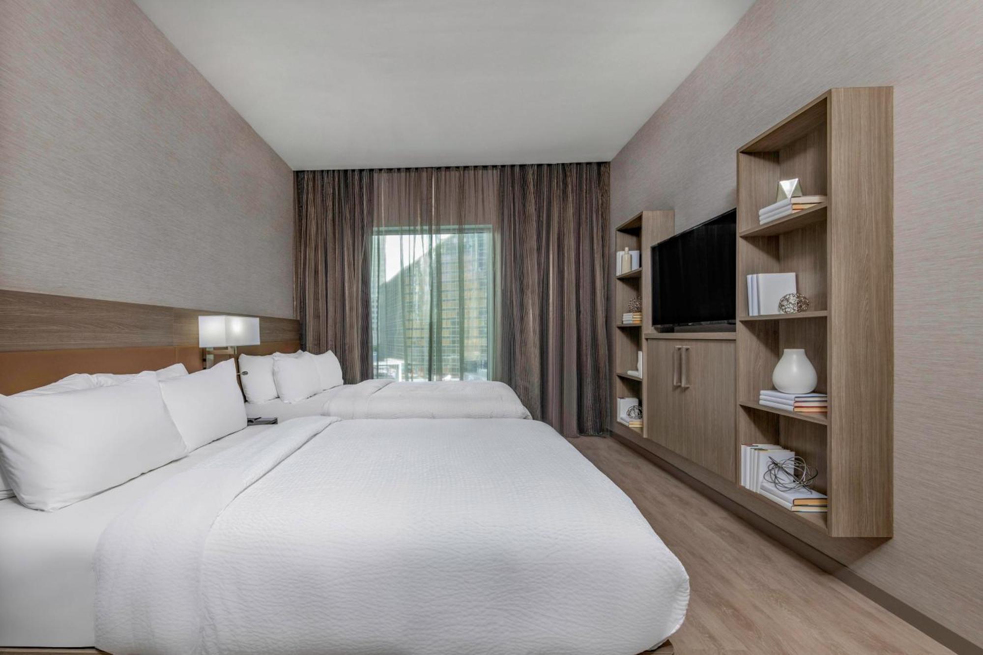 Hotel Ac By Marriott Center 3*